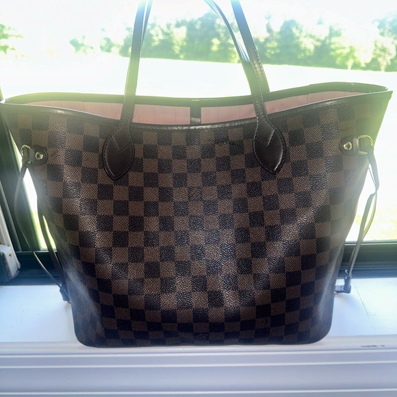 100% authentic Louis Vuitton Damier Neverfull GM - ballerina pink interior 💓 - Picture 1 of 14